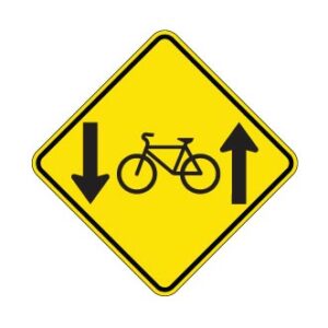 Signal avancé de circulation à double sens des bicyclettes