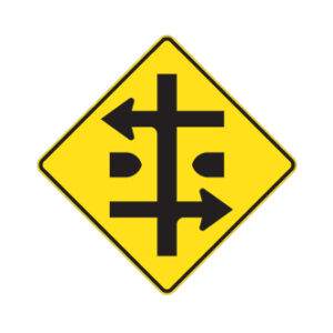Intersection en croix, chaussées séparées