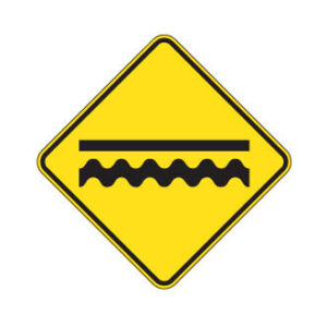 Étendue d'eau gelée
