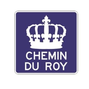Panneau d'acheminement vers la route ou le circuit touristique