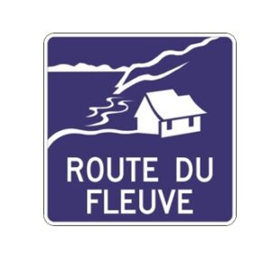 Panneau d'acheminement vers la route ou le circuit touristique