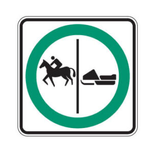 Trajet obligatoire séparé pour motoneigistes et cavaliers